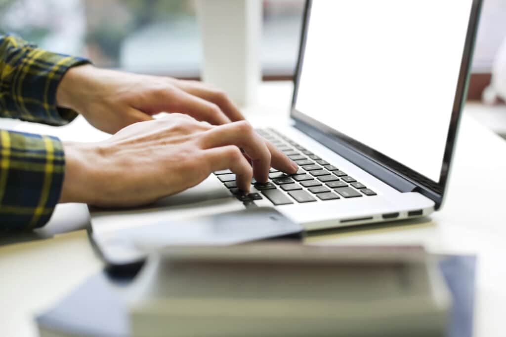 LinkedIn tips for jobs seekers